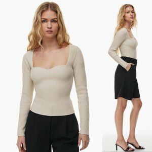 Artizia- Babaton Sculpt Knit Sweetheart Long Sleeve Top Size Large Light Birch